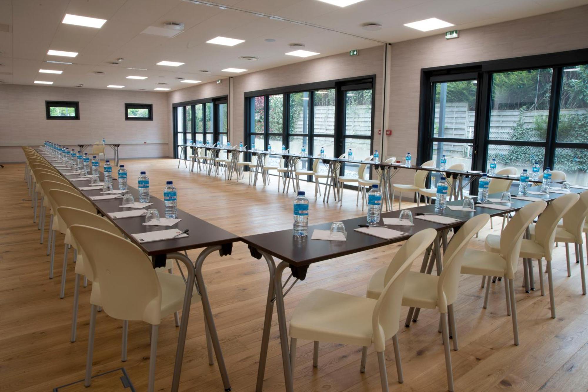 Ibis Rennes Beaulieu Cesson-Sevigne Exterior foto